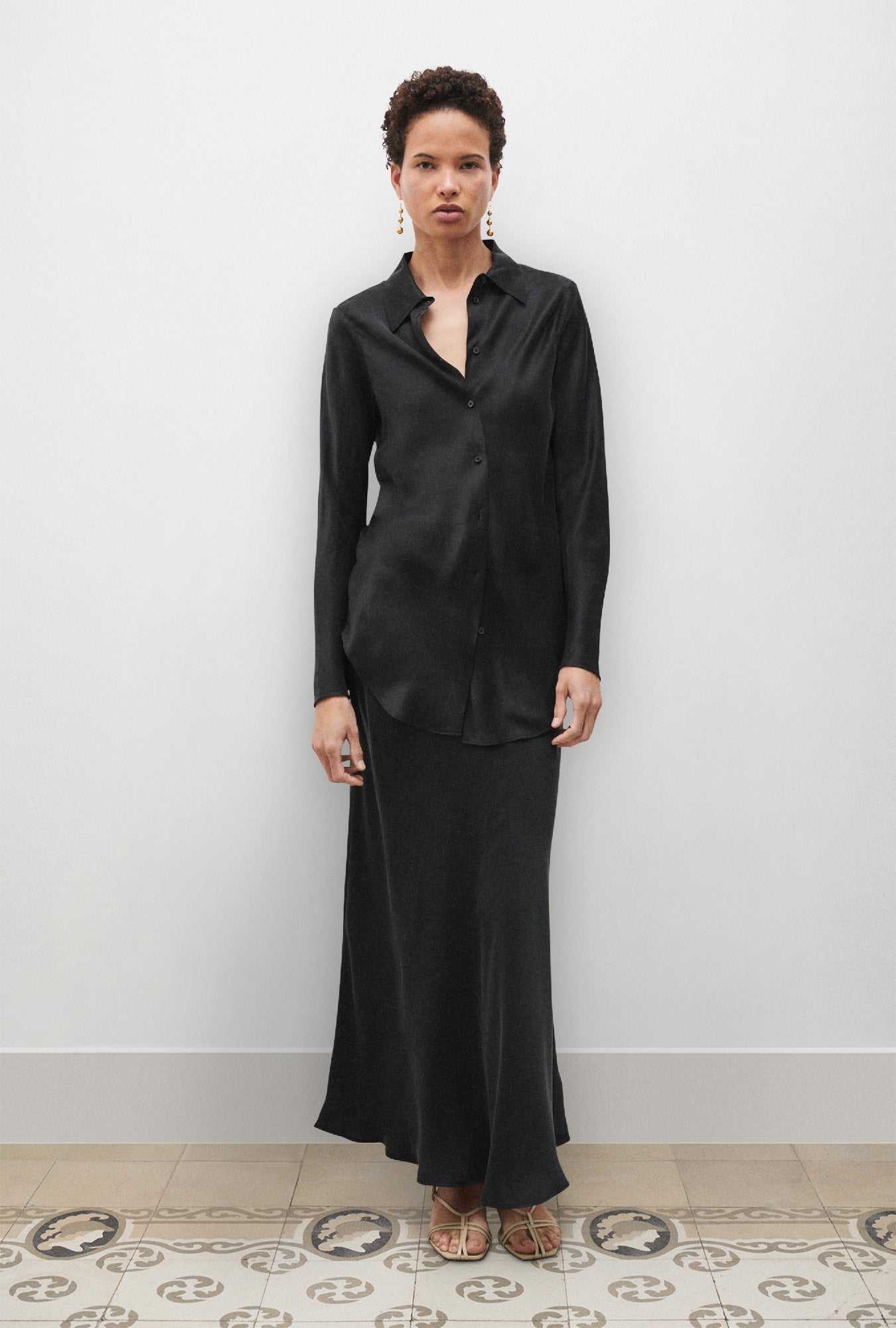 Bias Cut Shirt Black