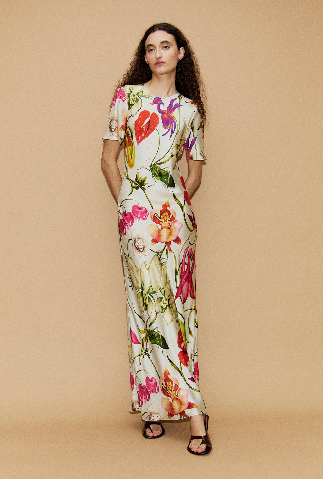 Short Sleeve Bias Dress Wonderland