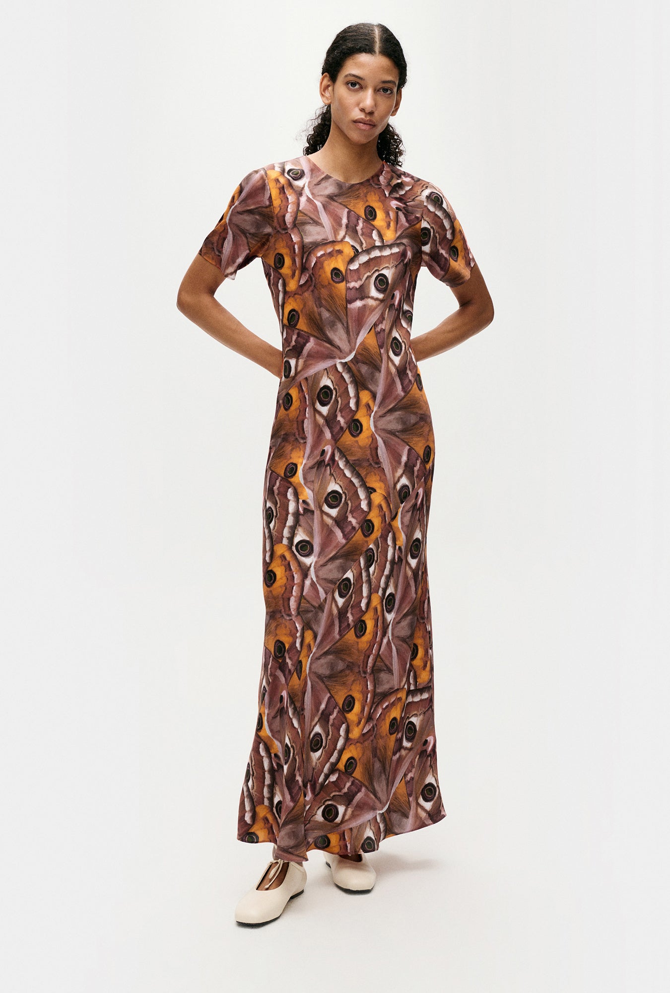 Short Sleeve Bias Dress Wingspan