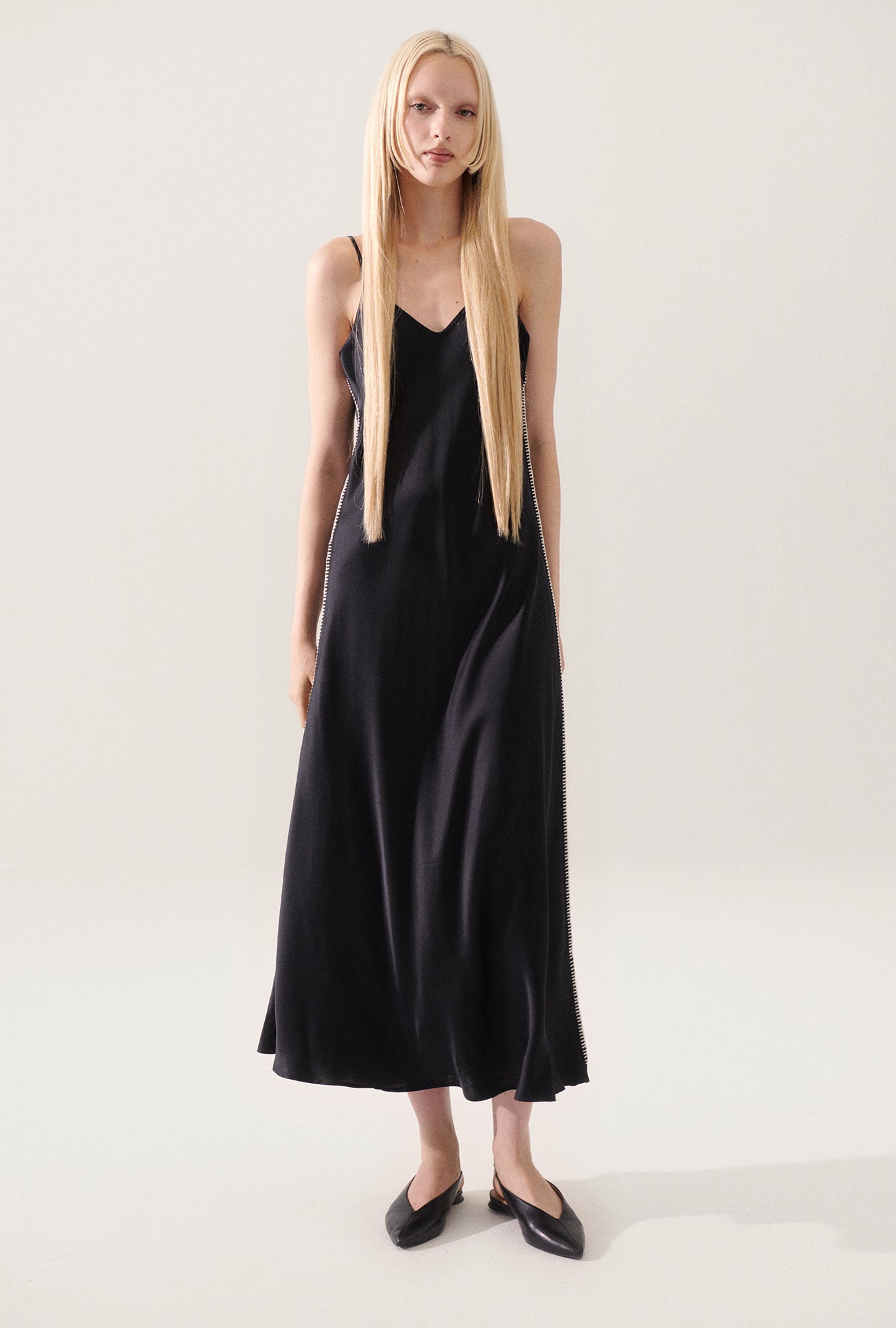 90S Slip Dress Blanket Stitch Black