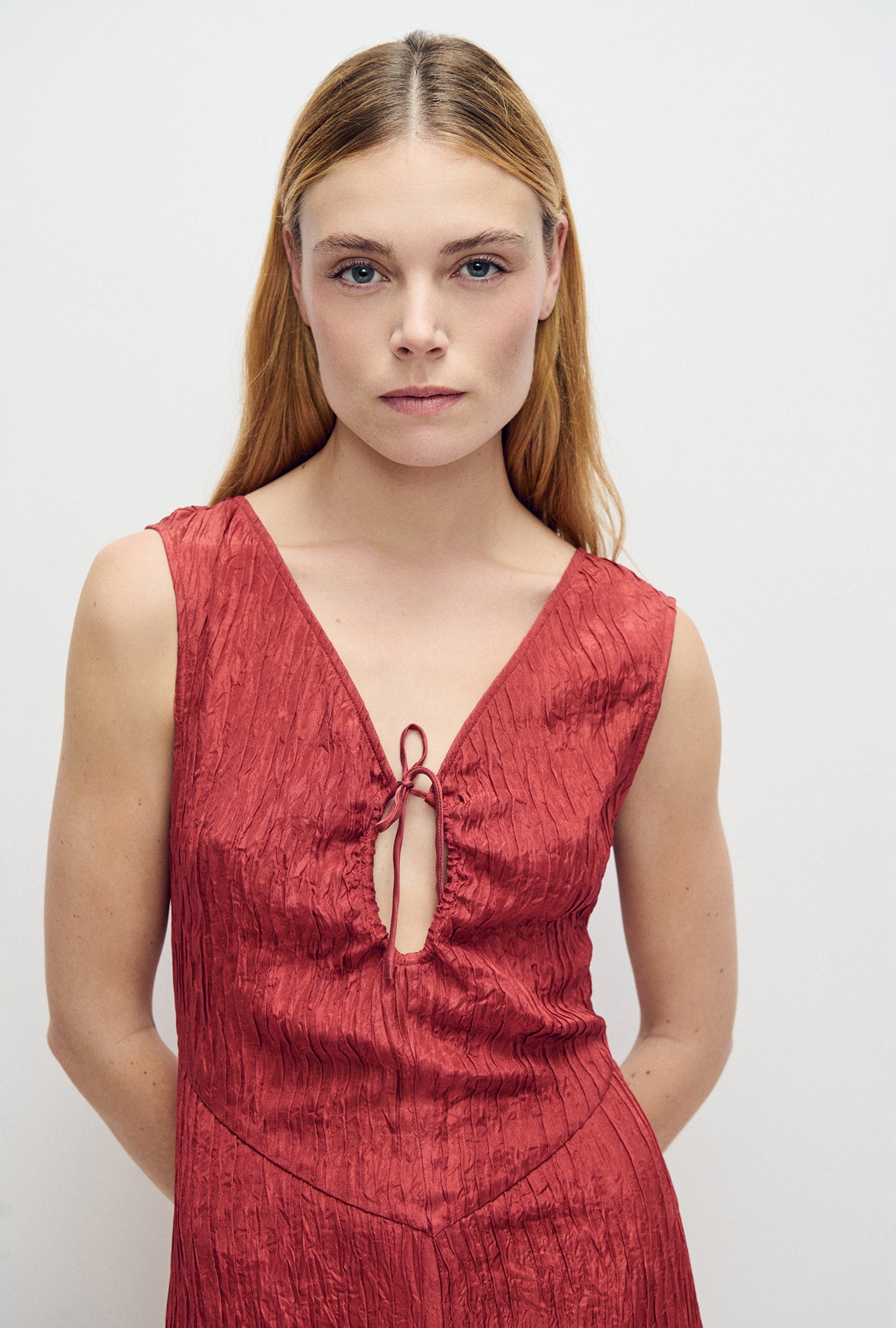 Crinkle Peek-A-Boo Dress Blush Red