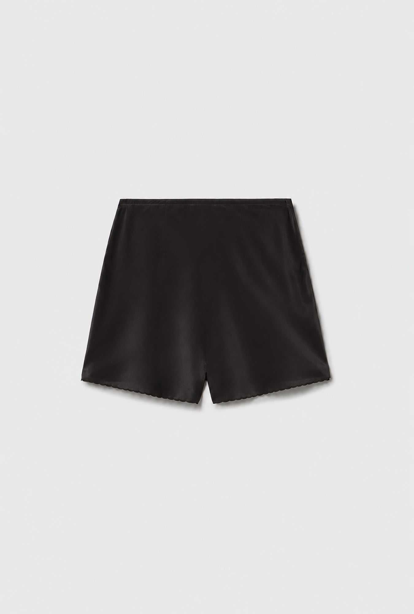 CDC Scallop Shorts Black