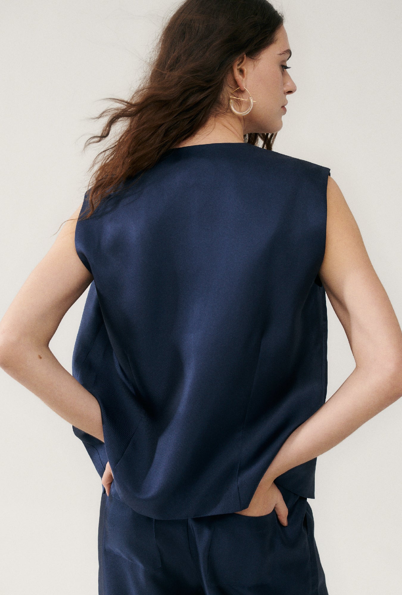 Twill Slouch Vest Midnight
