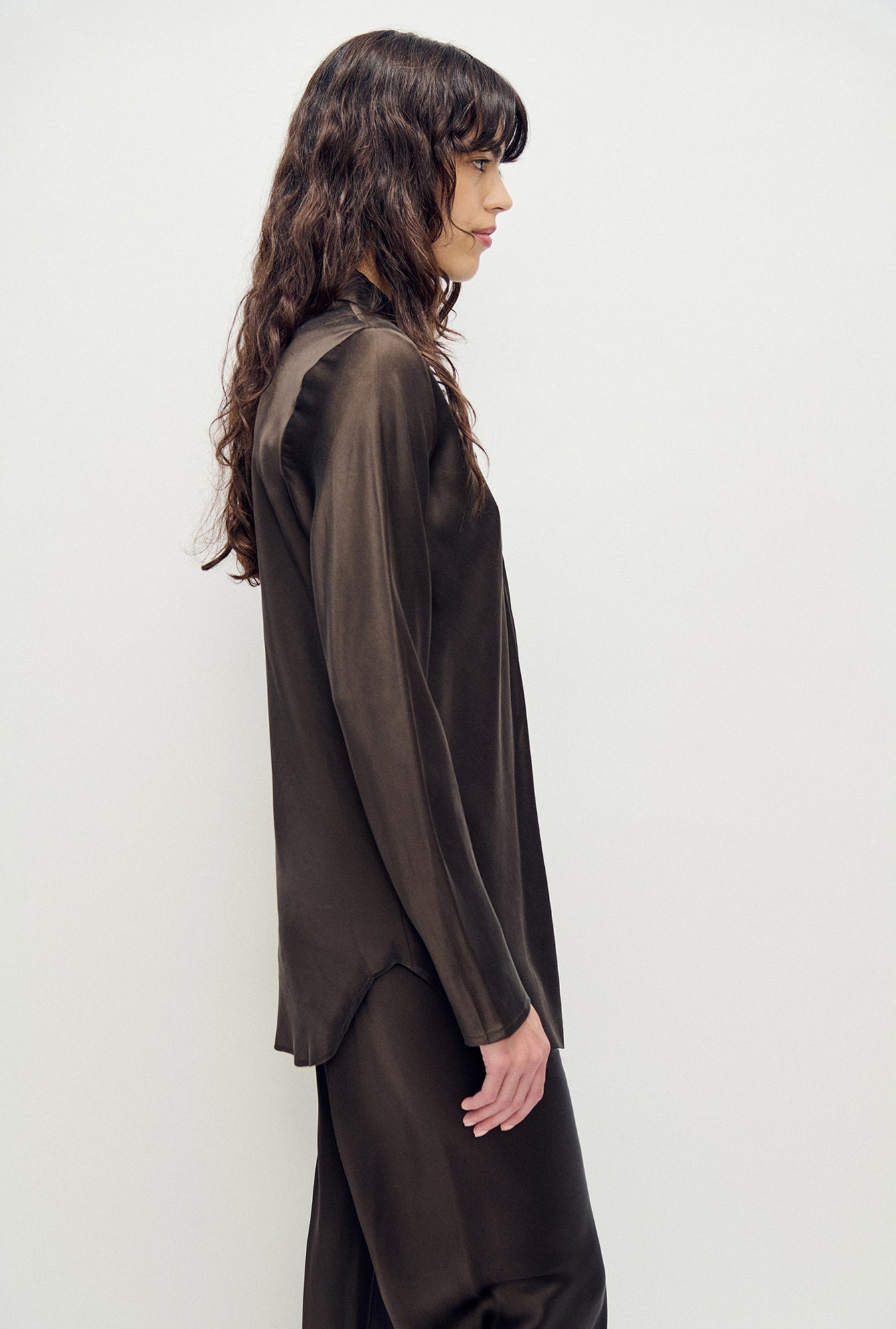 Bias Cut Shirt Mantis