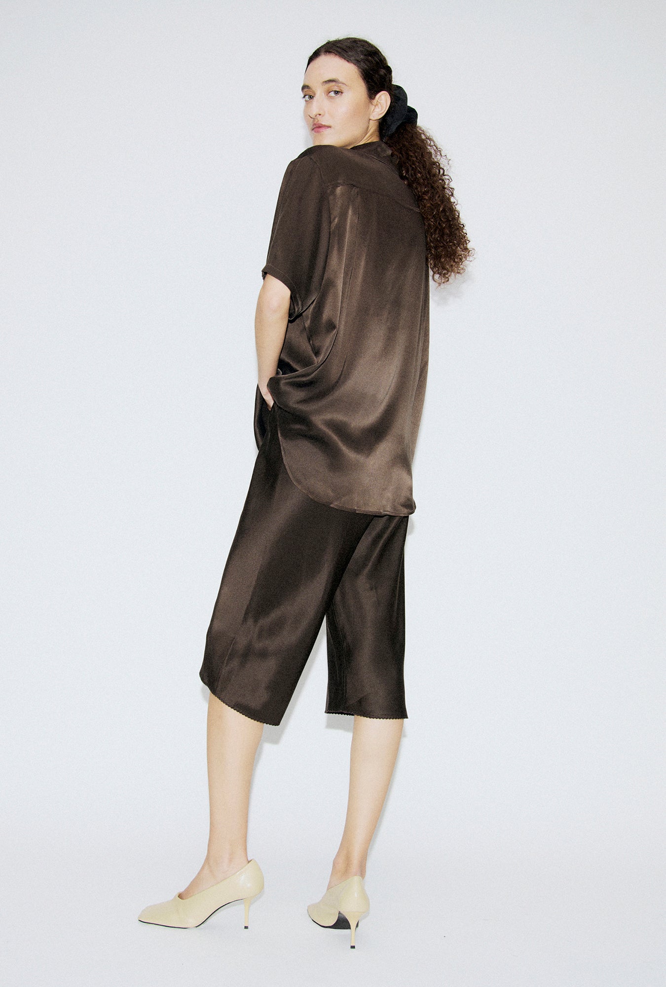 Short Sleeve Boyfriend Shirt Mantis