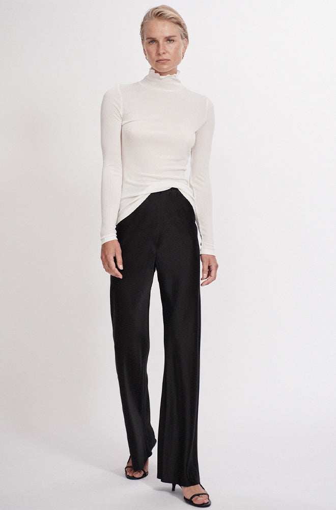 Ribbed Turtleneck White
