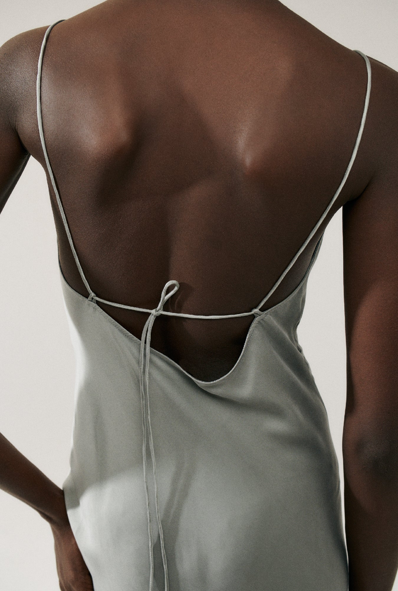 Deco Rouleau Dress Moon