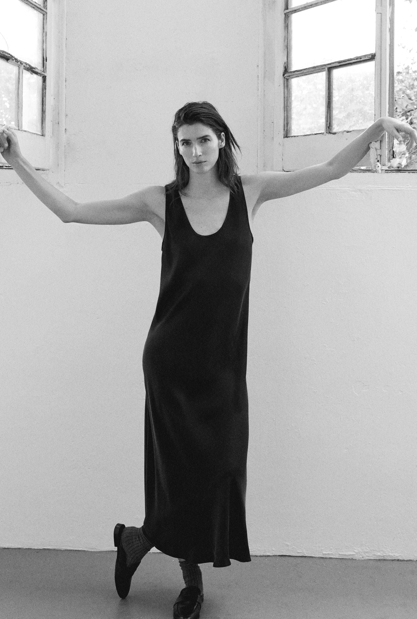 Scoop Neck Dress Black